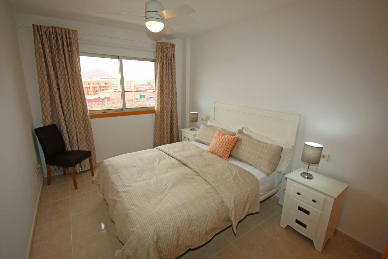 Apartamento La Perla By Rentmedano Superb Luxury Duplex, Private Roof Terrace, Ocean View, Pool, Wifi And Parking El Médano Exterior foto