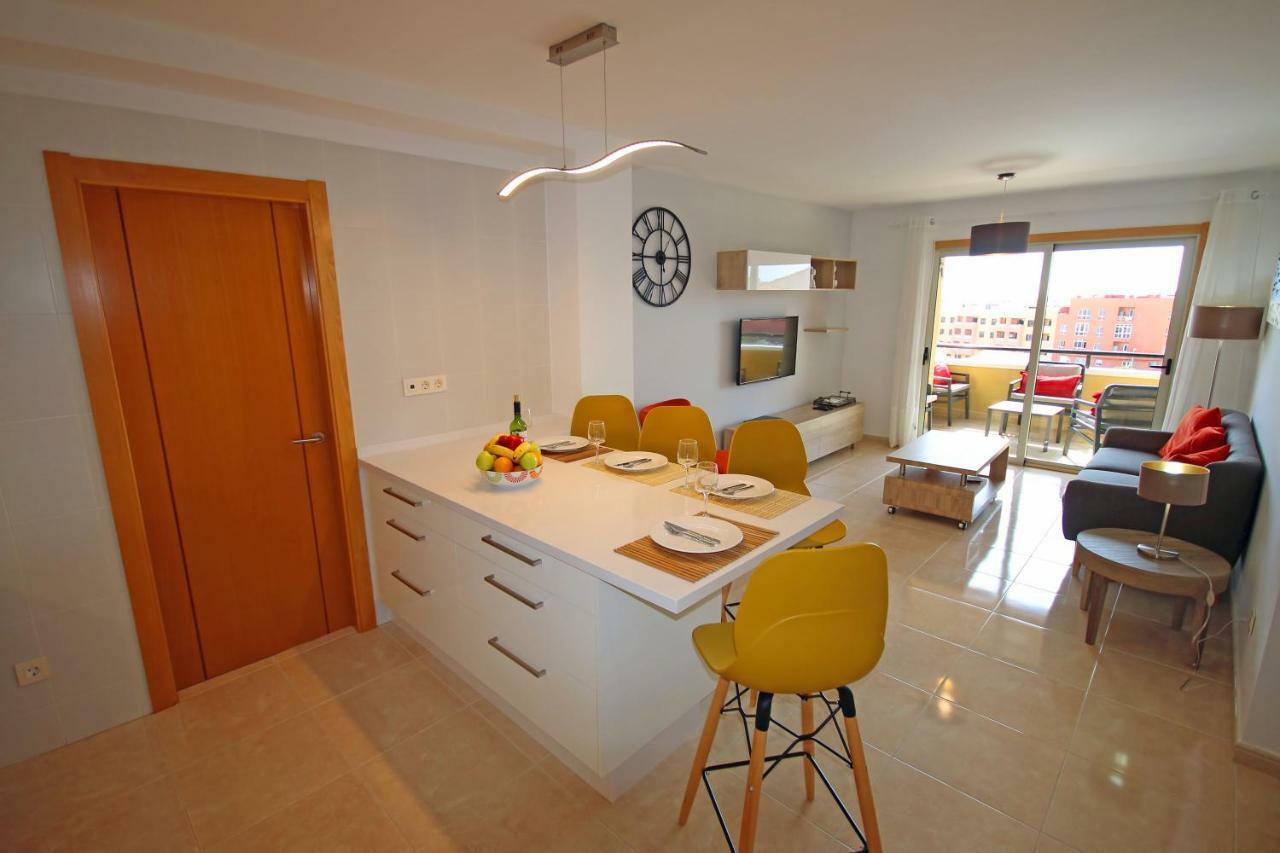 Apartamento La Perla By Rentmedano Superb Luxury Duplex, Private Roof Terrace, Ocean View, Pool, Wifi And Parking El Médano Exterior foto
